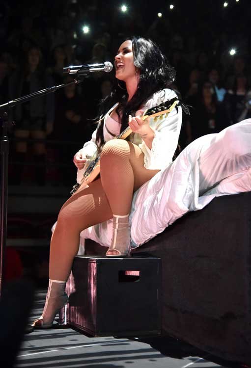 Demi-Lovato-Feet-10